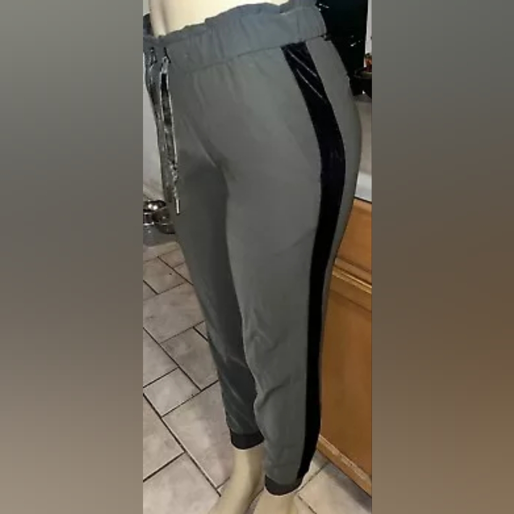 Lululemon Athletica Green Track Pants for Effortless Style